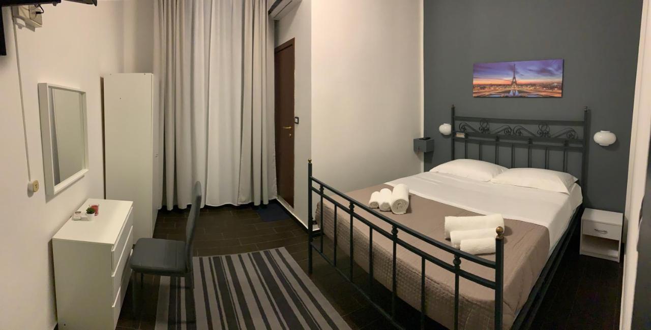 Hotel Neyra Beach Rimini Dış mekan fotoğraf