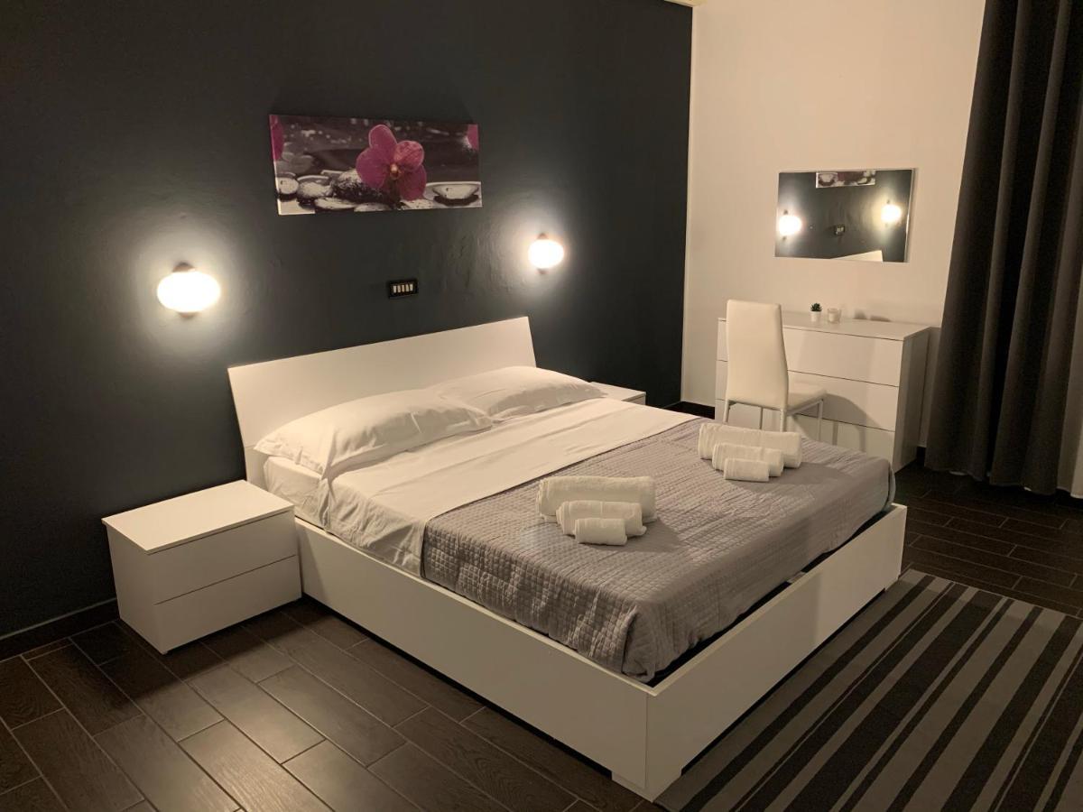 Hotel Neyra Beach Rimini Dış mekan fotoğraf