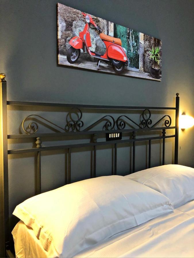 Hotel Neyra Beach Rimini Dış mekan fotoğraf