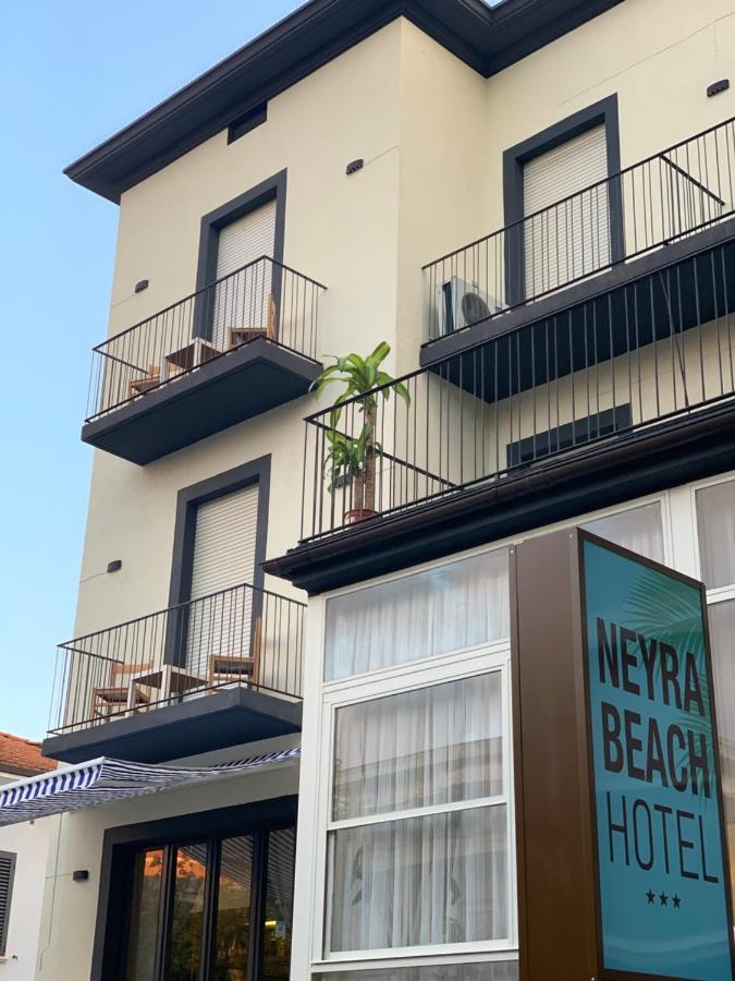 Hotel Neyra Beach Rimini Dış mekan fotoğraf