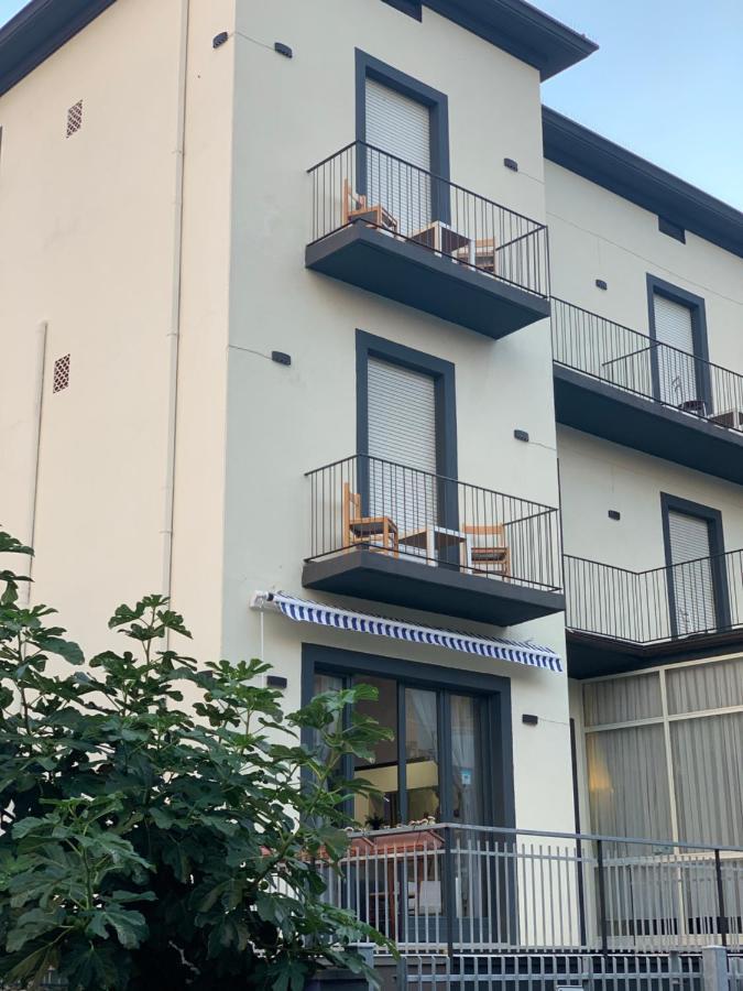 Hotel Neyra Beach Rimini Dış mekan fotoğraf