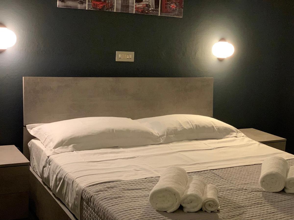 Hotel Neyra Beach Rimini Dış mekan fotoğraf