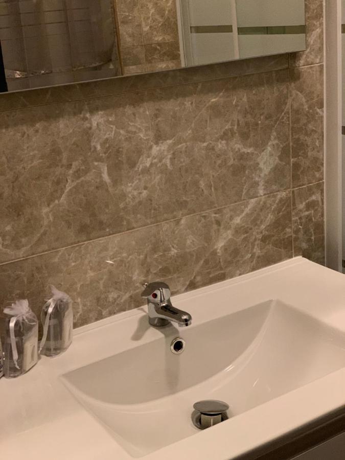 Hotel Neyra Beach Rimini Dış mekan fotoğraf