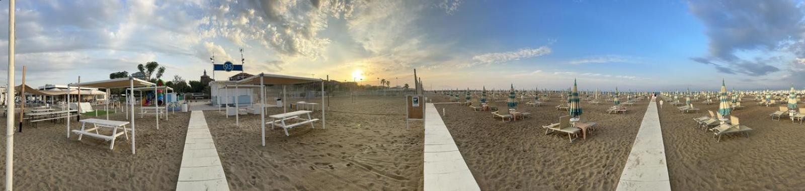 Hotel Neyra Beach Rimini Dış mekan fotoğraf
