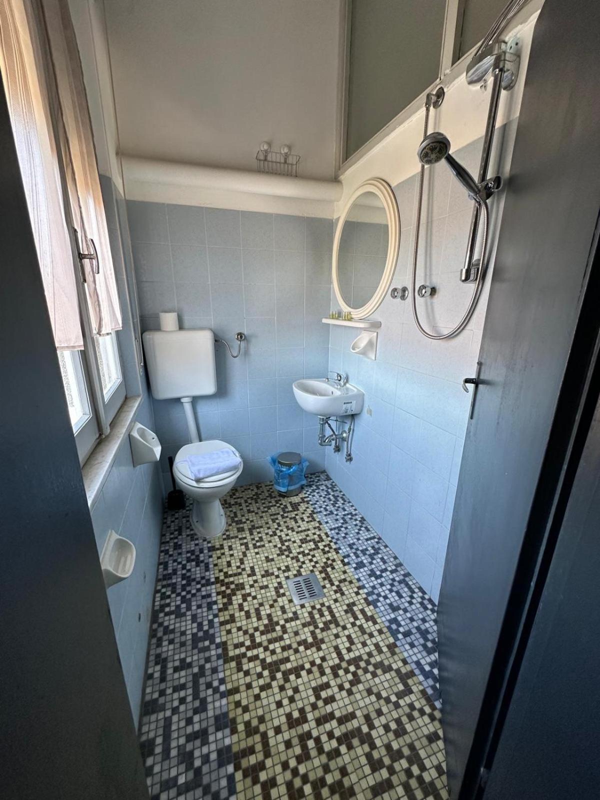 Hotel Neyra Beach Rimini Dış mekan fotoğraf
